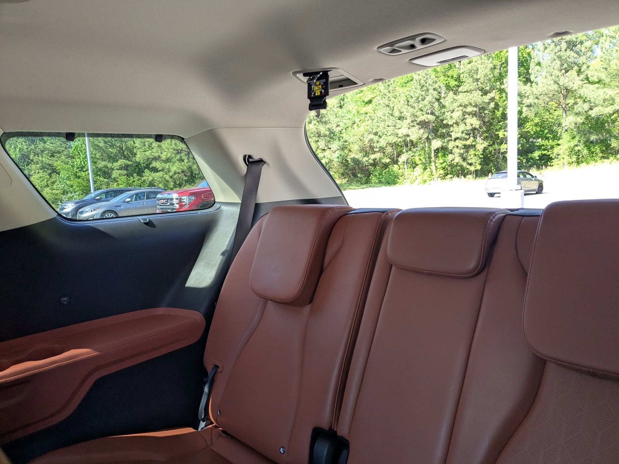 2024 Kia Carnival SX