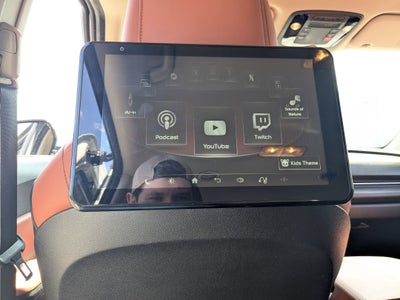 2024 Kia Carnival SX