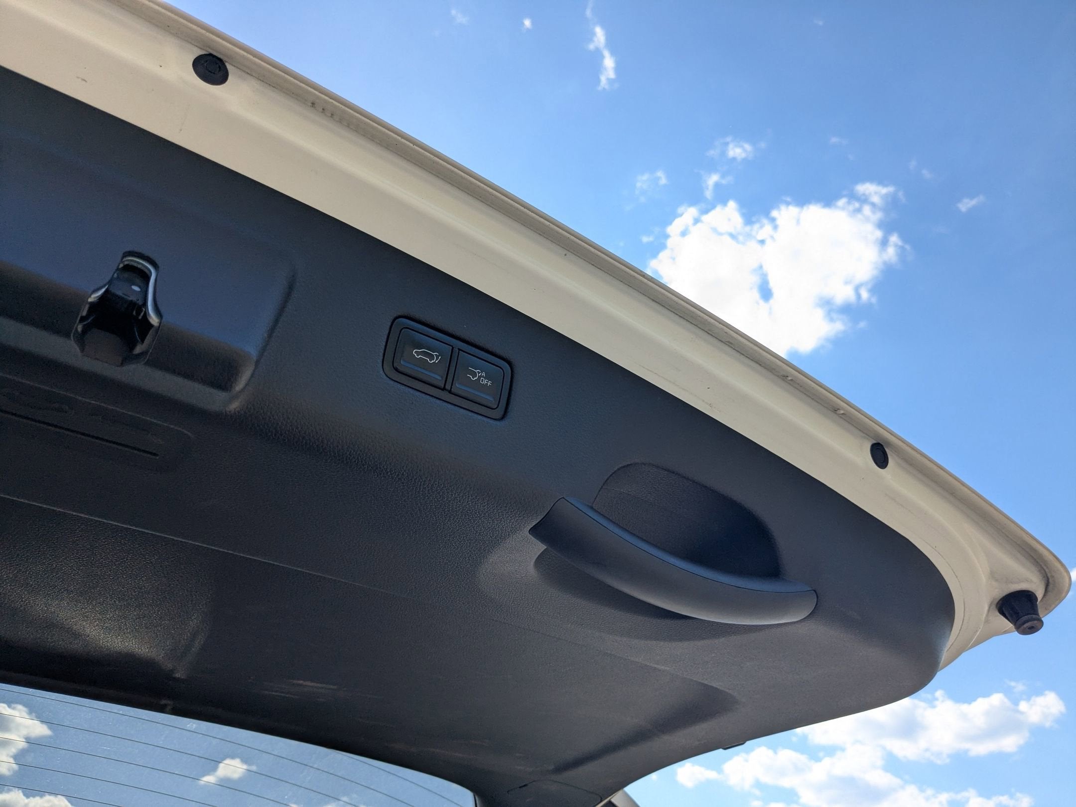 2024 Kia Carnival SX