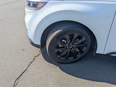 2024 Kia Carnival SX