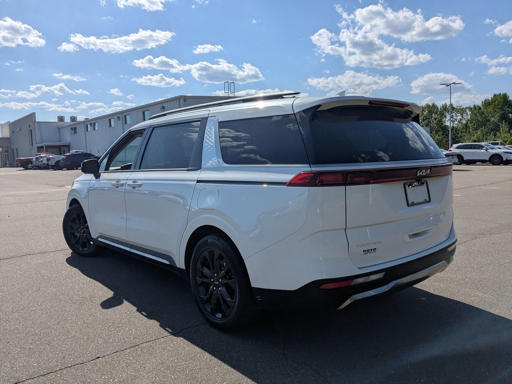 2024 Kia Carnival SX