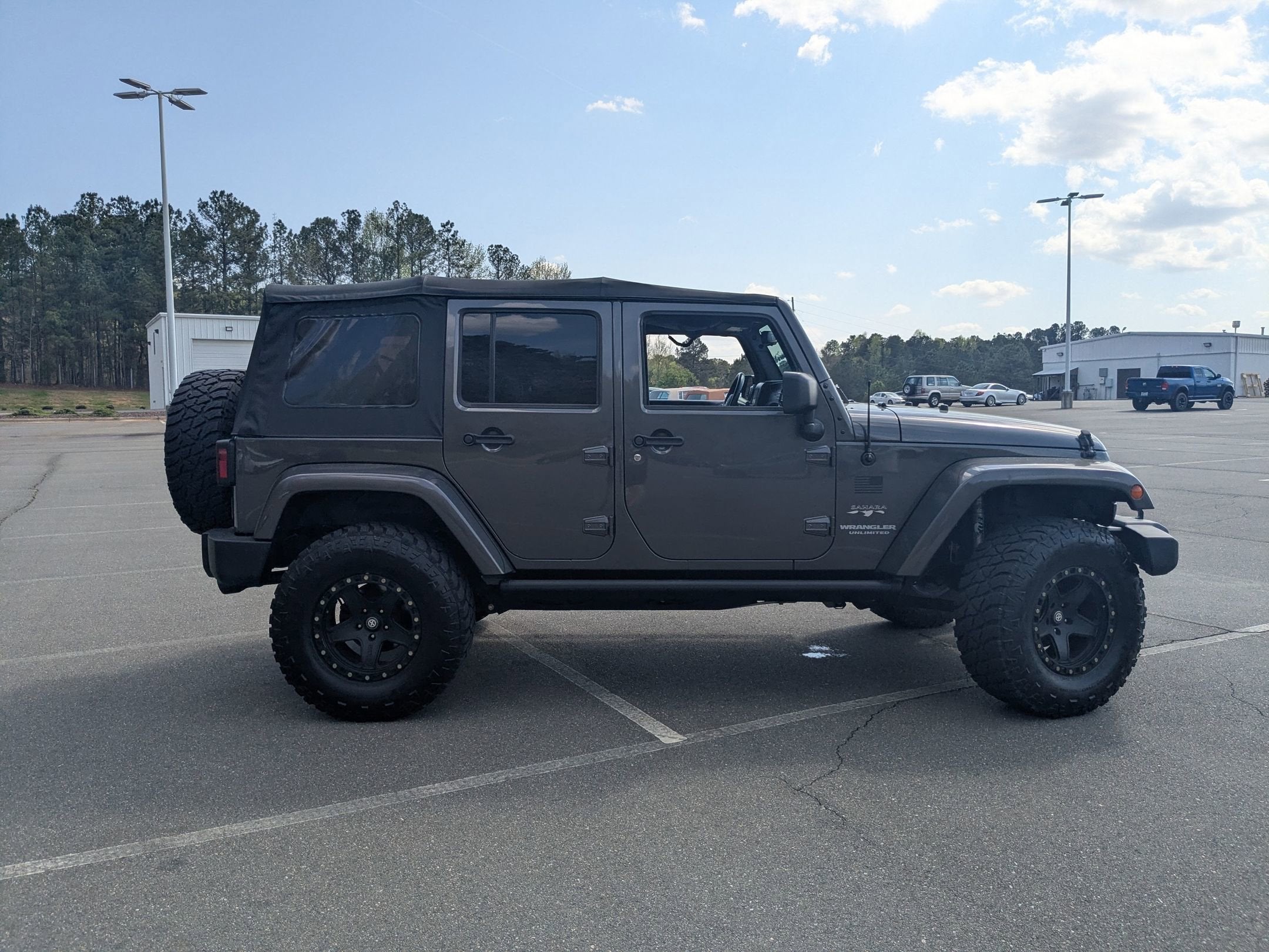 2016 Jeep Wrangler Unlimited Sahara