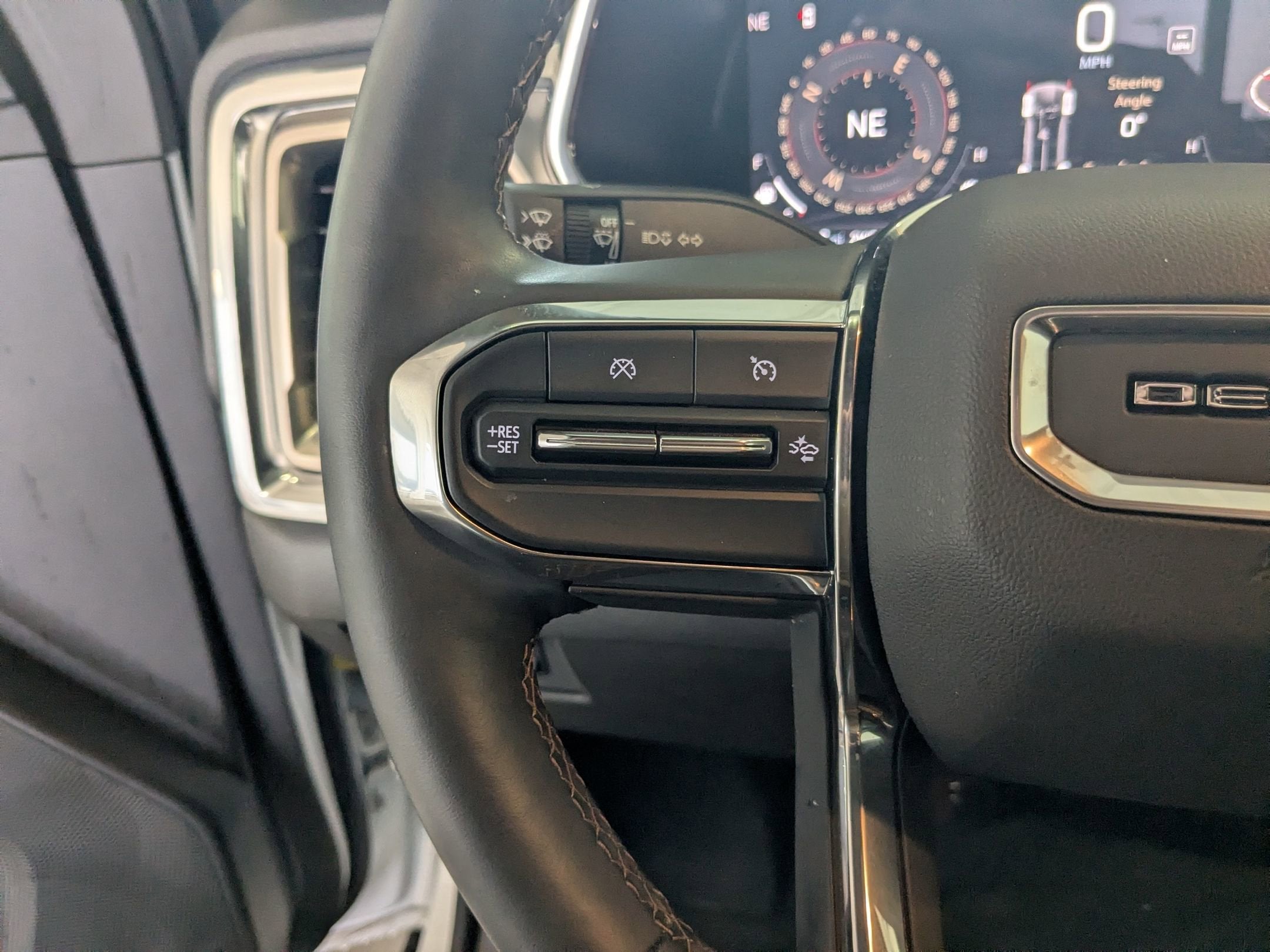 2024 GMC Canyon 4WD Denali