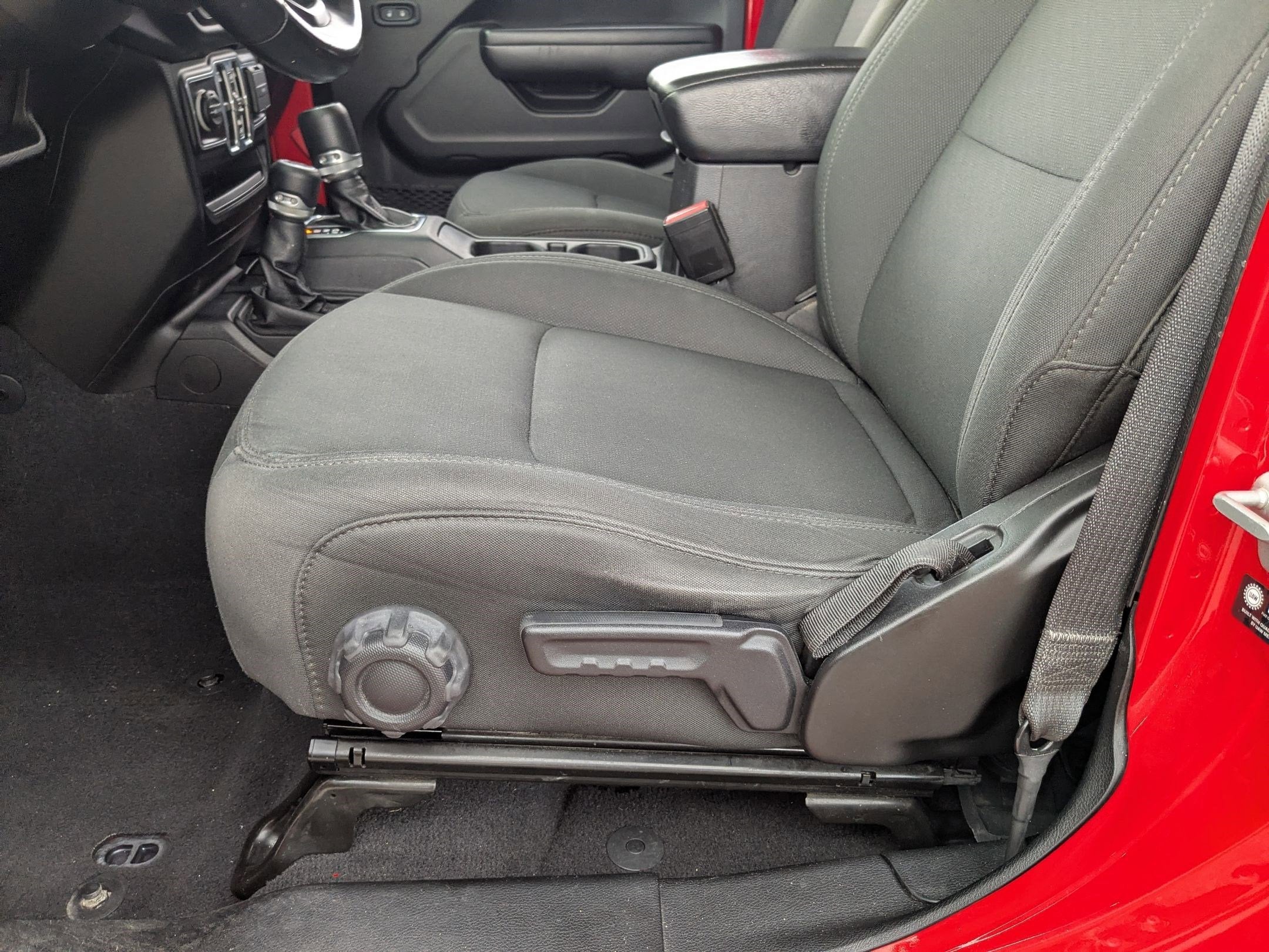 2021 Jeep Gladiator Sport S 4x4