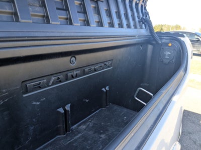 2021 RAM 1500 Laramie Crew Cab 4x4 5'7' Box