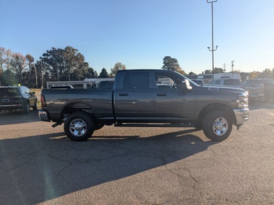 2026 RAM 2500 Tradesman Crew Cab 4x4 6'4' Box