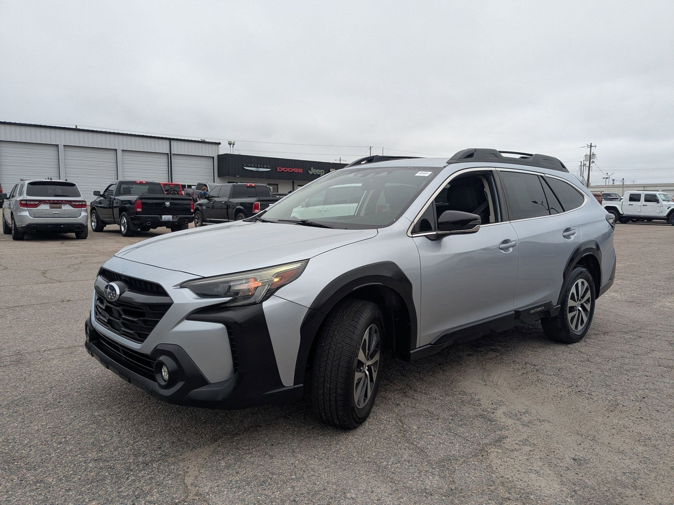 2023 Subaru Outback Premium