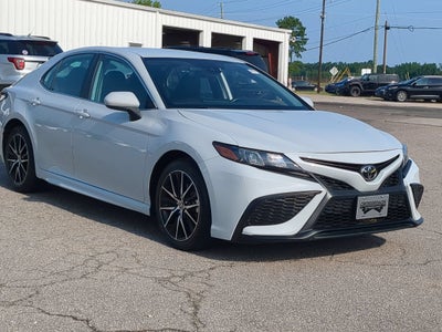 2024 Toyota Camry SE
