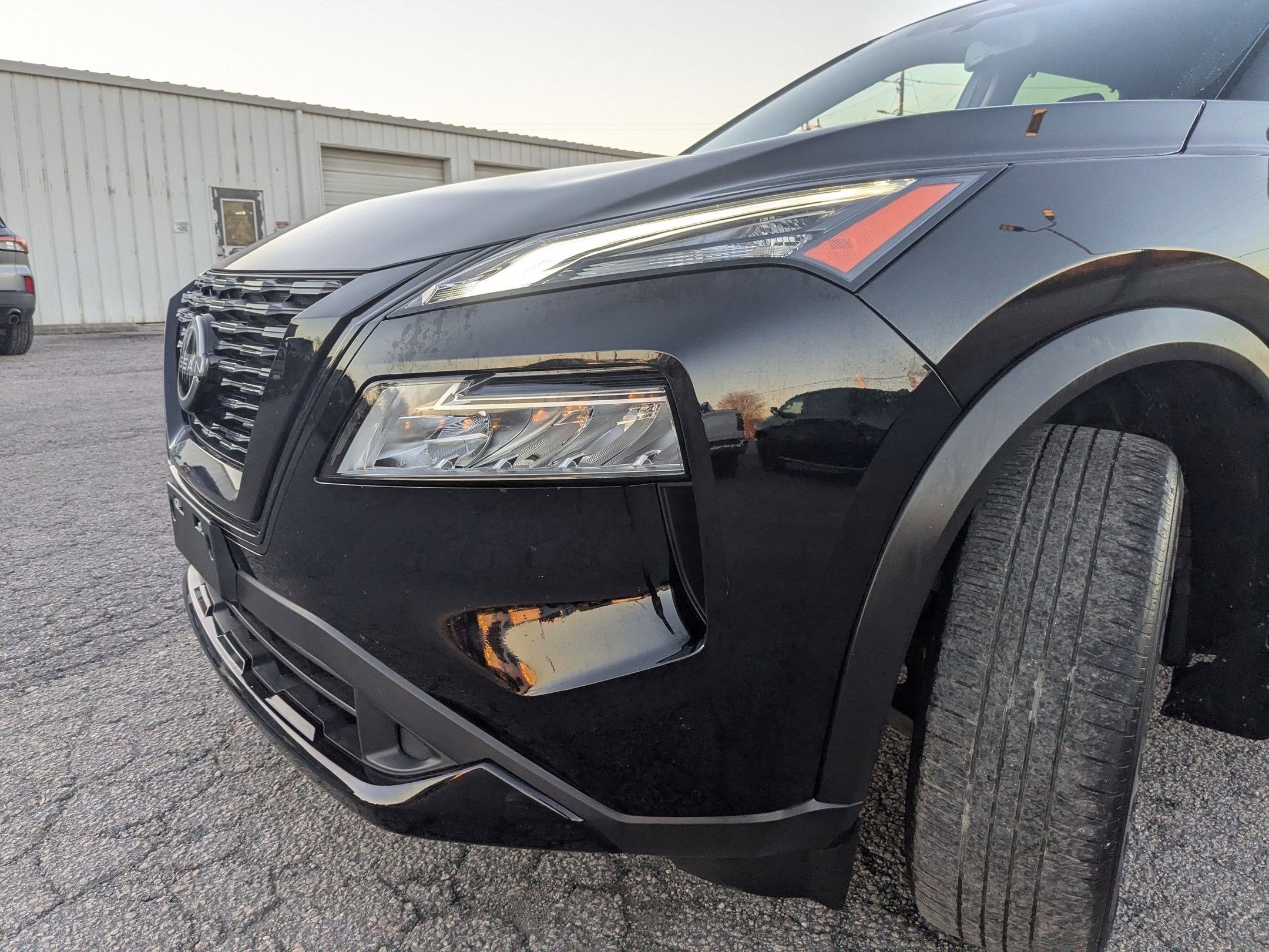 2023 Nissan Rogue SV FWD