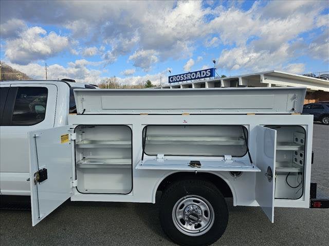 2026 Ford Super Duty F-350 SRW XL