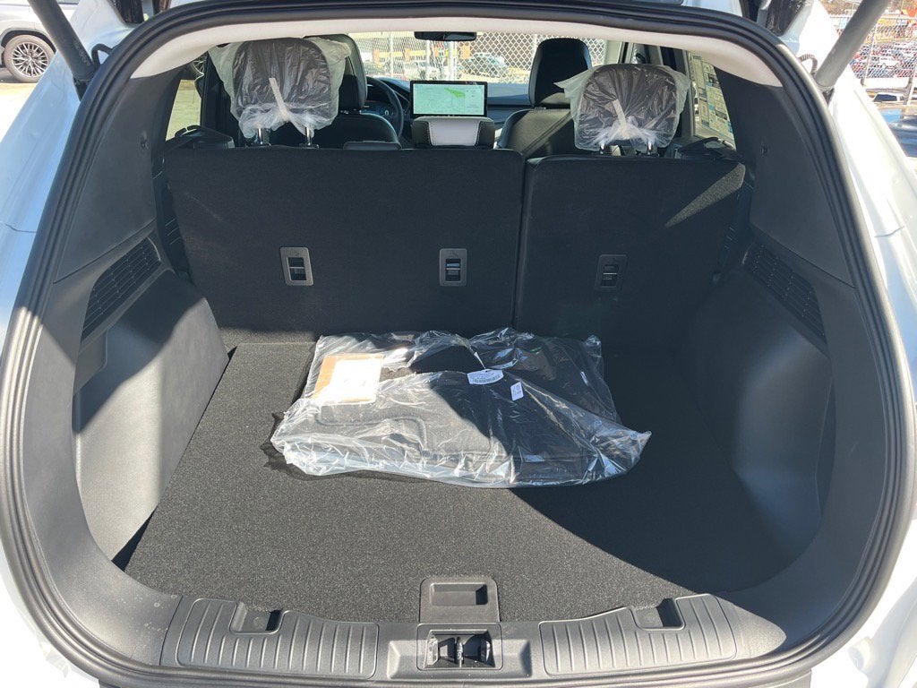 2026 Ford Escape Platinum