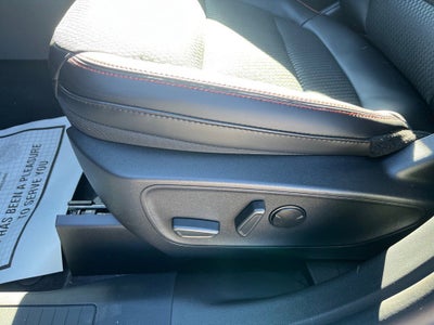 2026 Ford Escape ST-Line Select