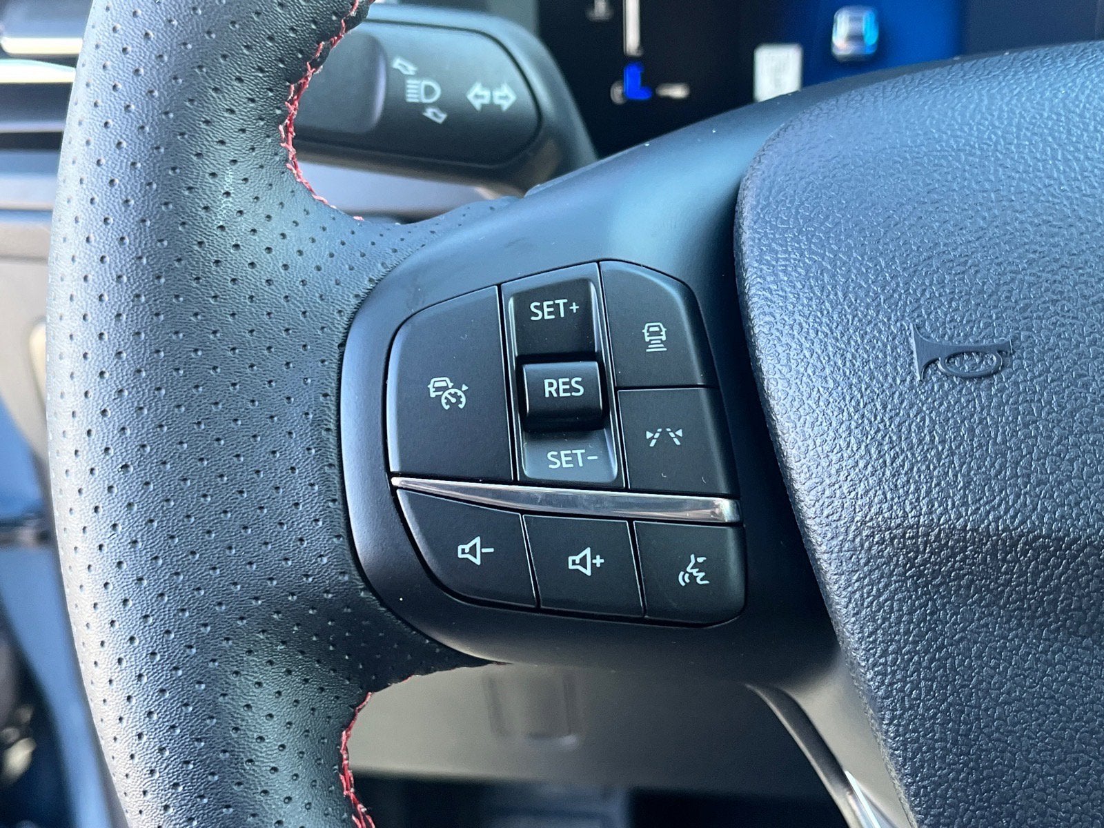 2026 Ford Escape ST-Line Select