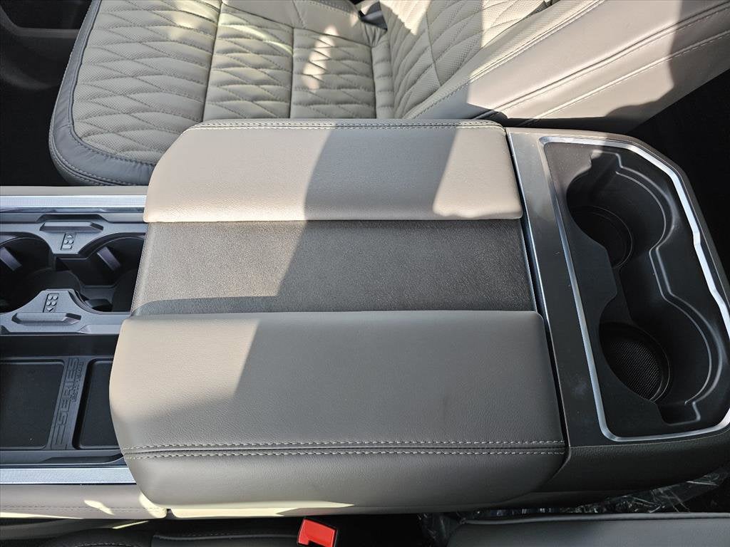 2026 Ford Super Duty F-450 DRW Platinum