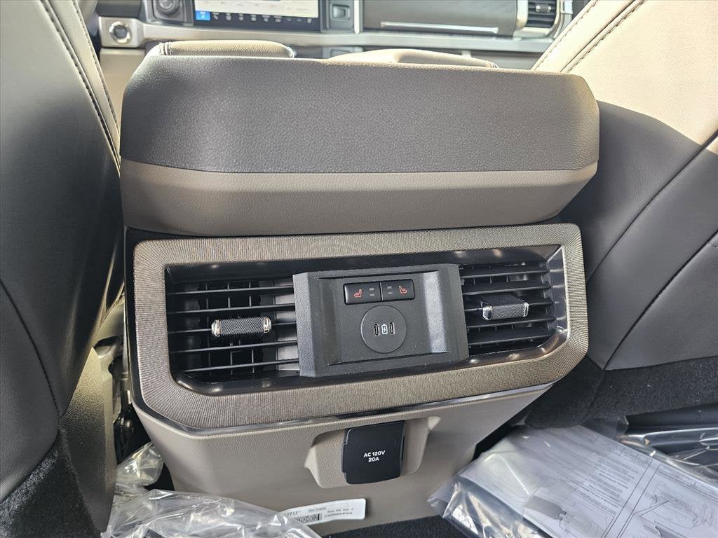 2026 Ford Super Duty F-450 DRW Platinum