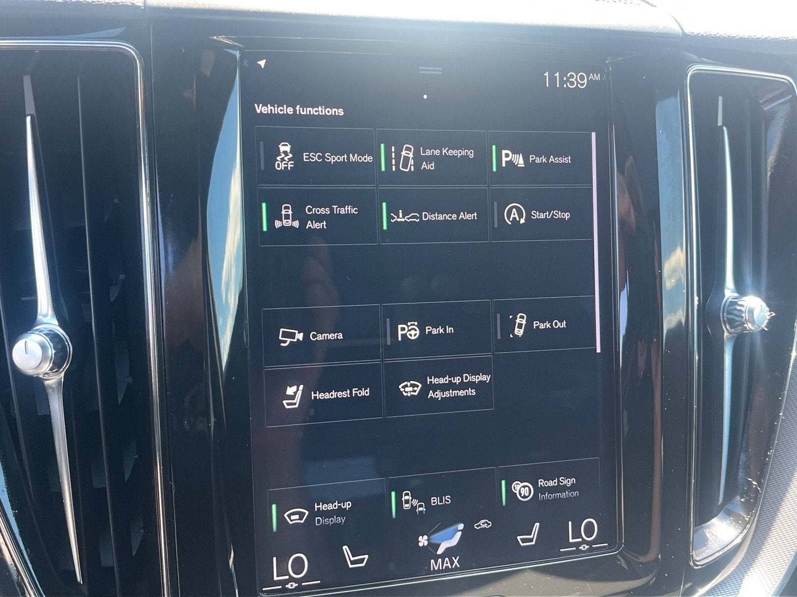 2019 Volvo XC60 R-Design