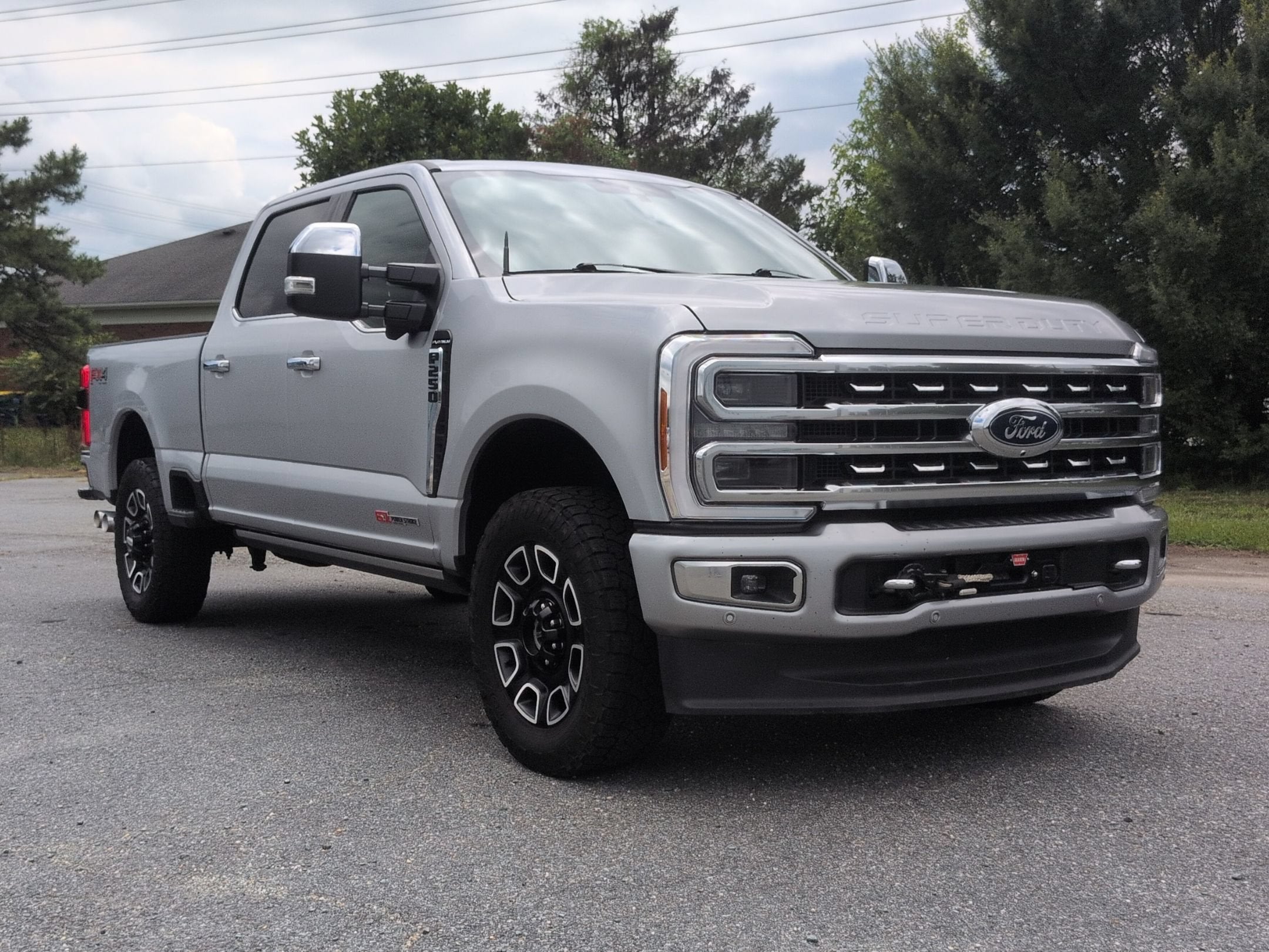 2023 Ford Super Duty F-250 SRW Platinum