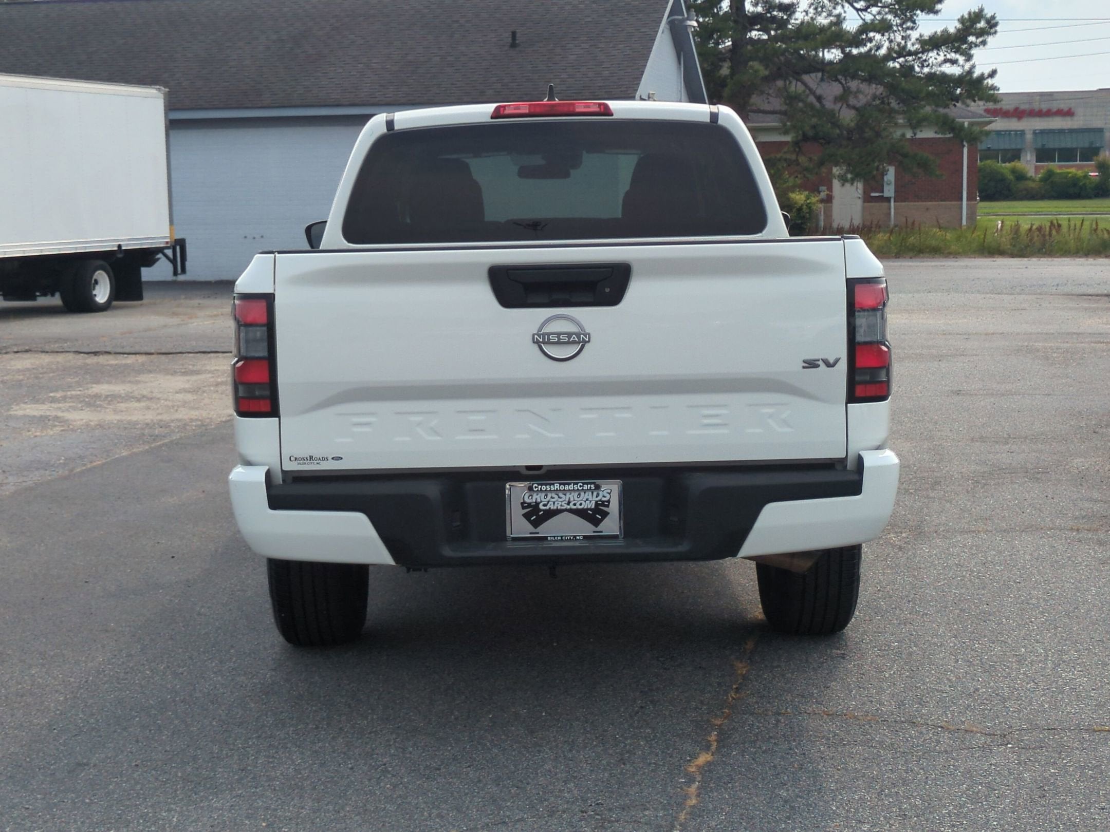 2024 Nissan Frontier SV