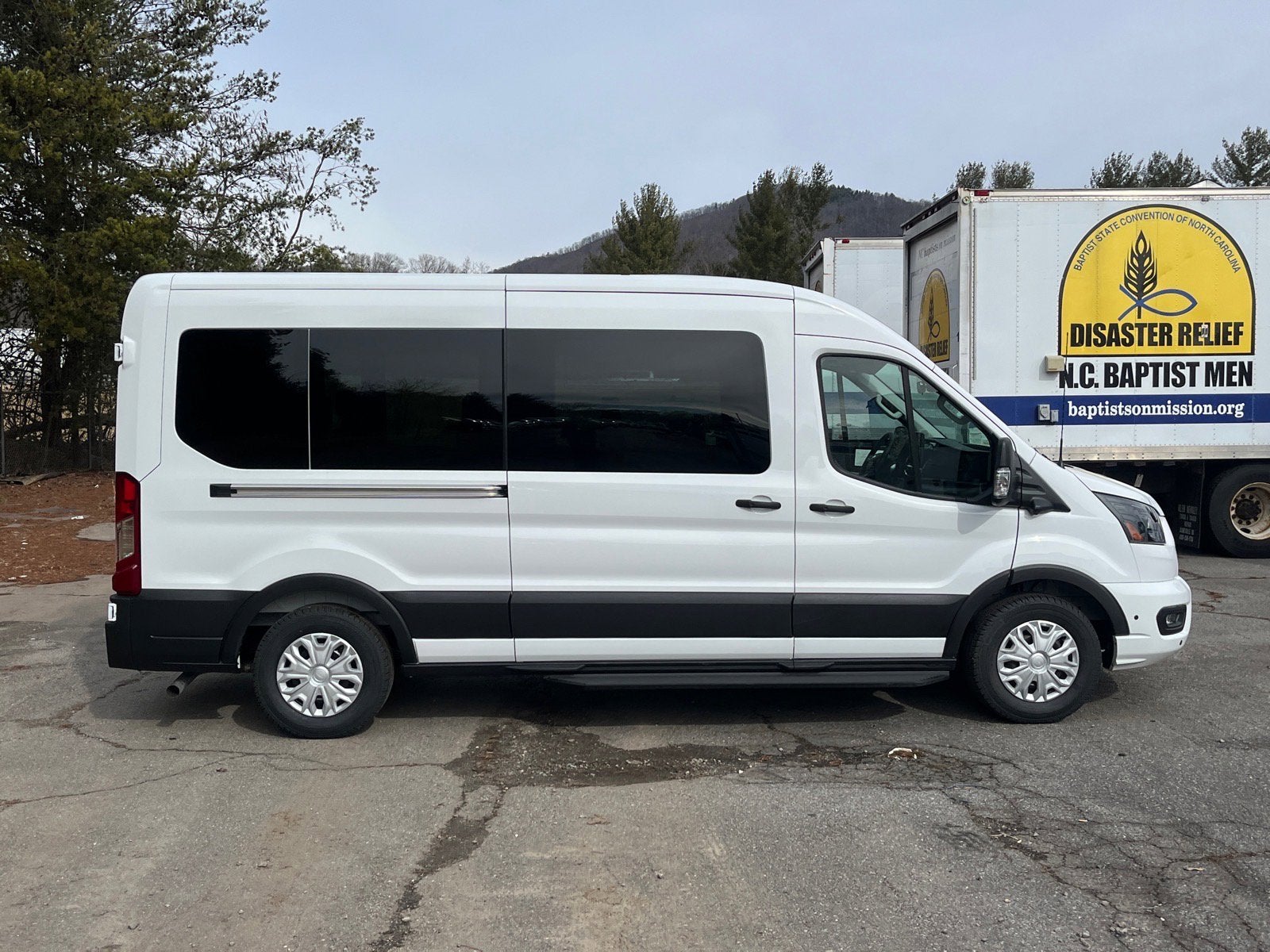 2026 Ford Transit Passenger Wagon 350 XLT