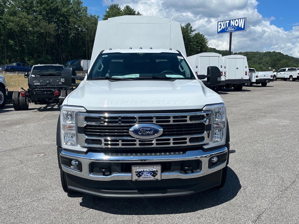 2025 Ford Super Duty F-550 DRW XL DRW