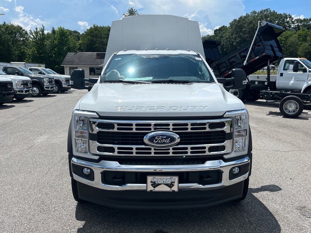 2025 Ford Super Duty F-550 DRW XL DRW
