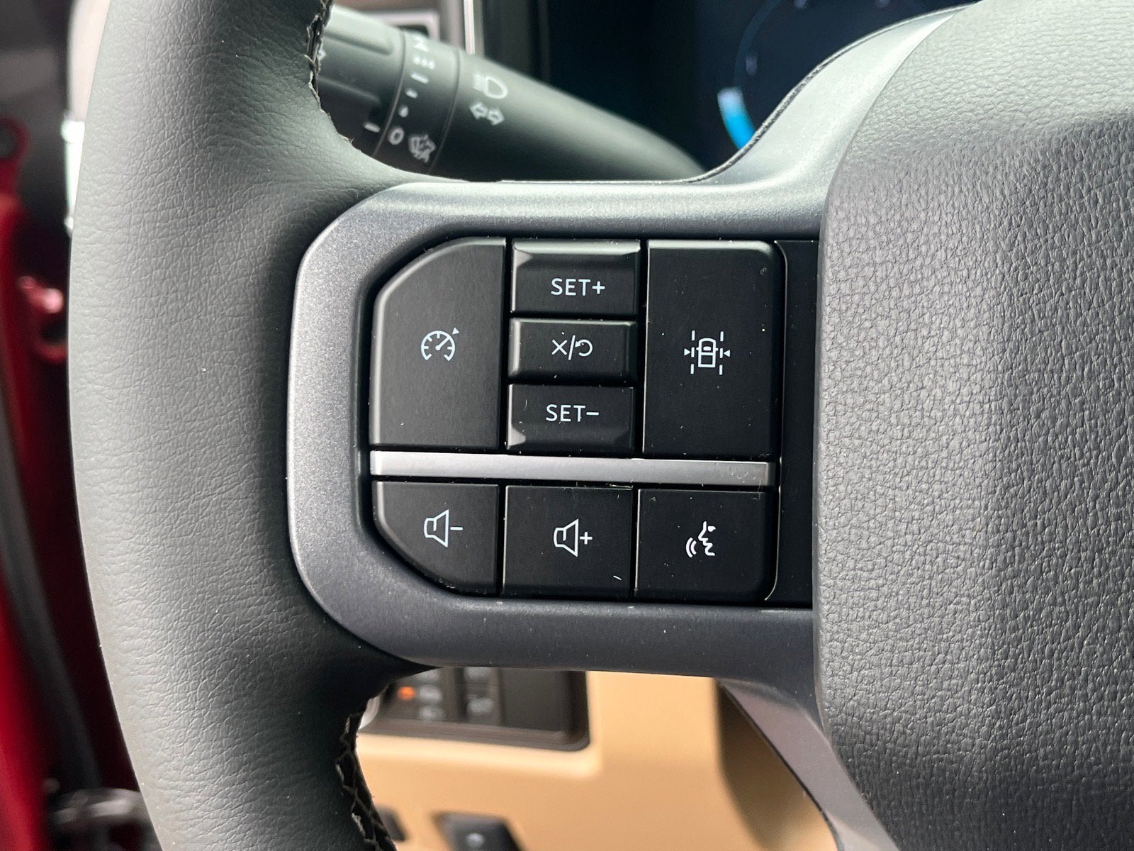 2026 Ford Super Duty F-350 DRW Lariat DRW