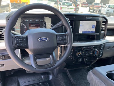 2025 Ford Super Duty F-350 SRW XL