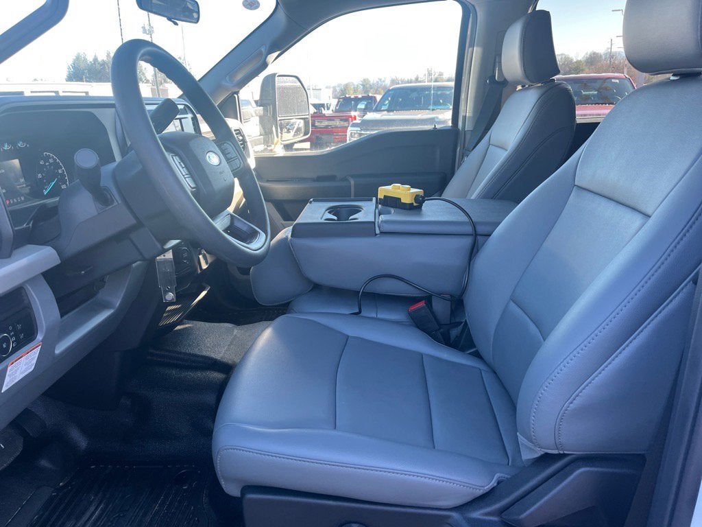 2025 Ford Super Duty F-450 DRW XL DRW