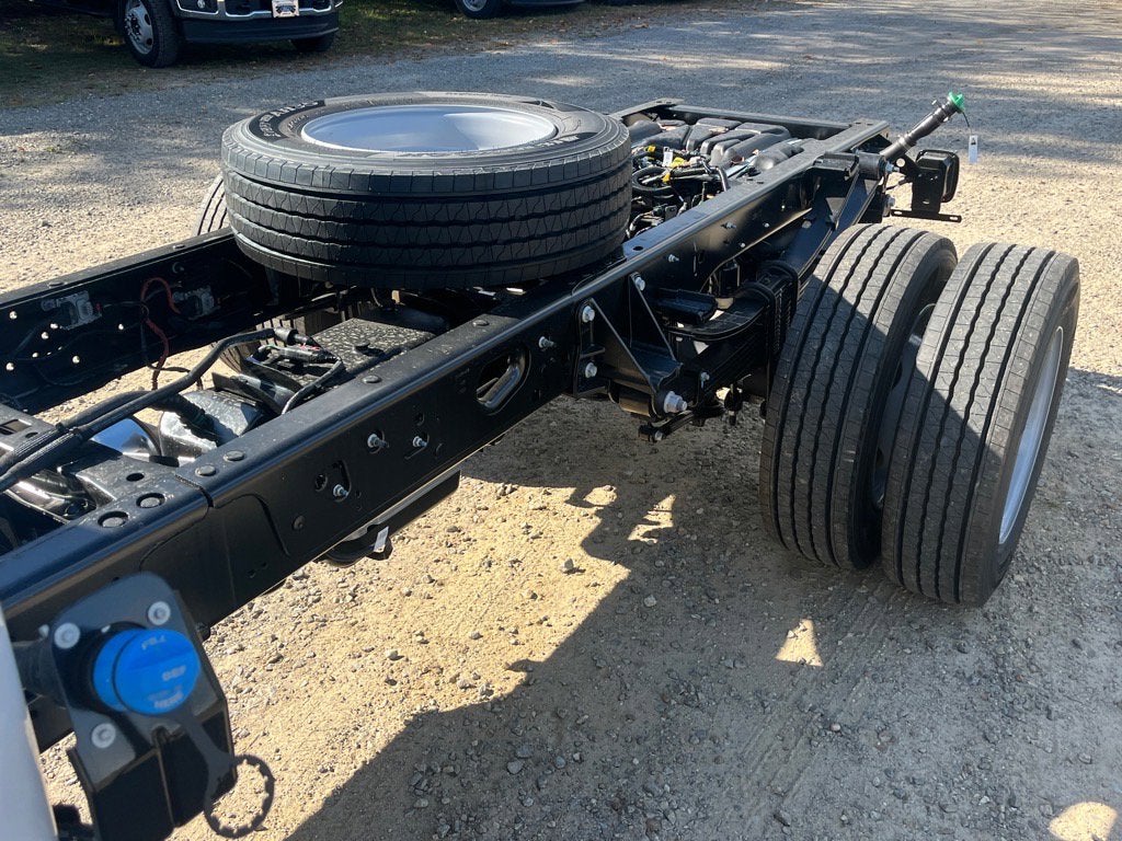 2026 Ford Super Duty F-600 DRW XL