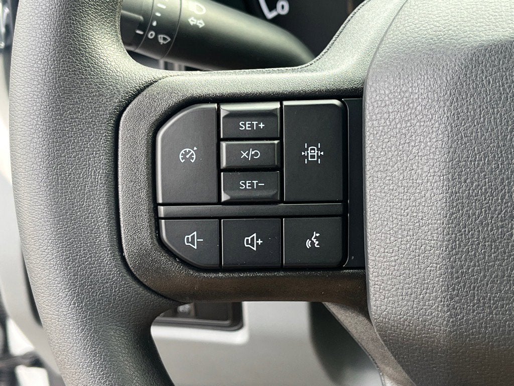 2026 Ford Super Duty F-600 DRW XL