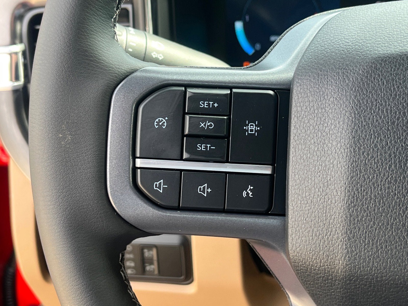 2026 Ford Super Duty F-550 DRW Lariat DRW