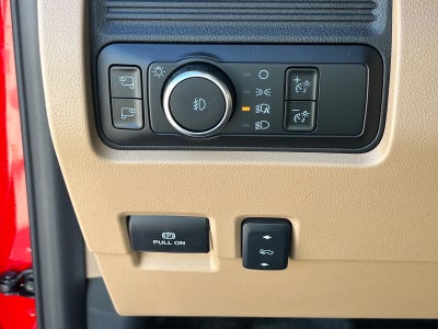 2026 Ford Super Duty F-550 DRW Lariat DRW