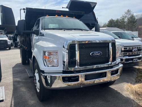 2026 Ford F-750SD Base