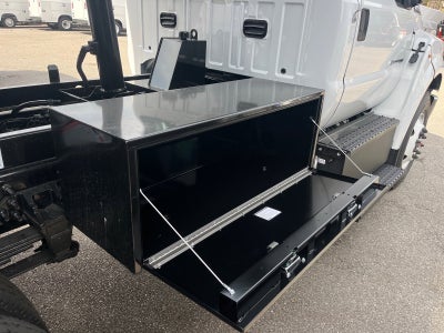 2026 Ford F-750SD Base