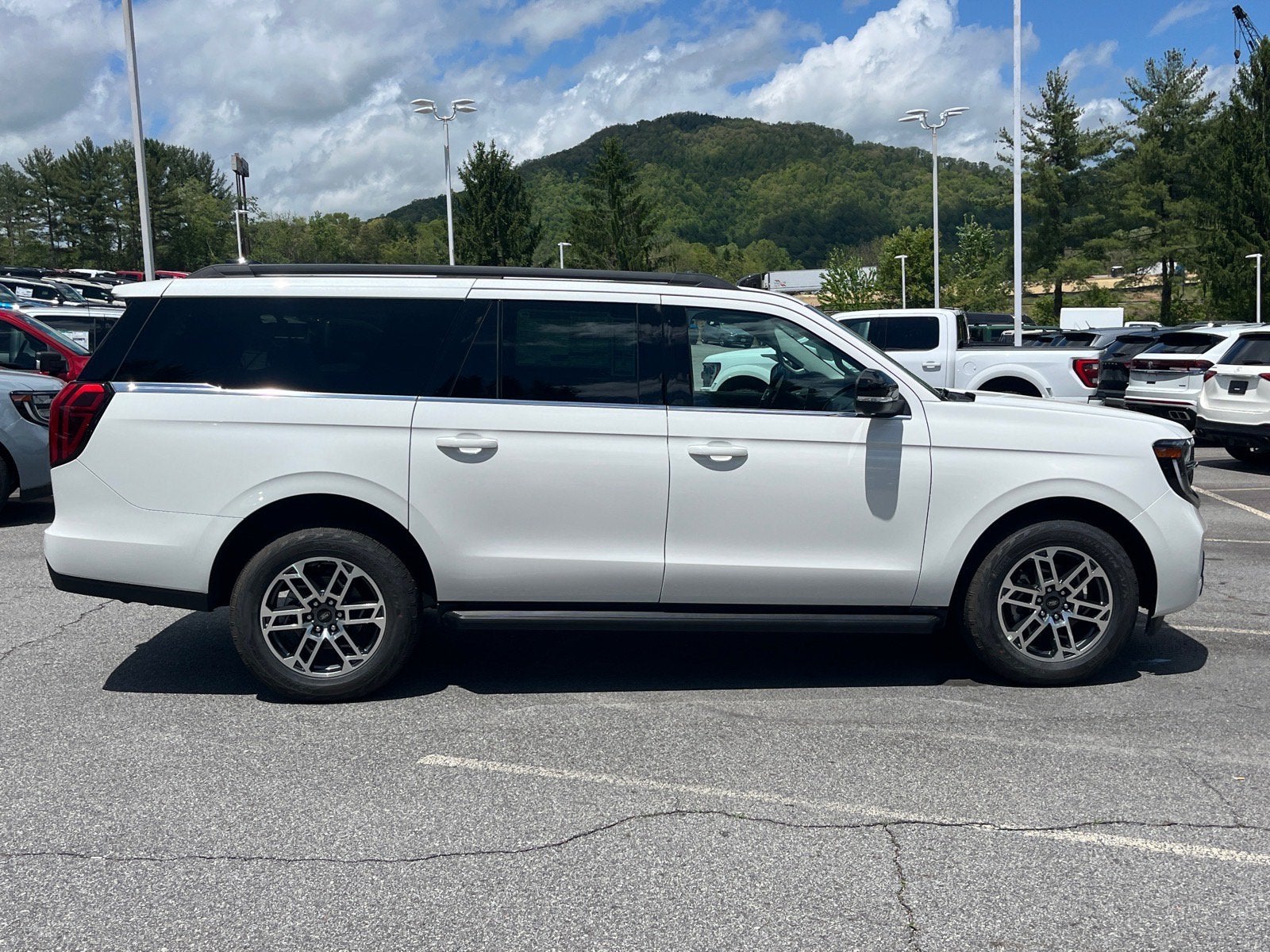 2026 Ford Expedition Max Active