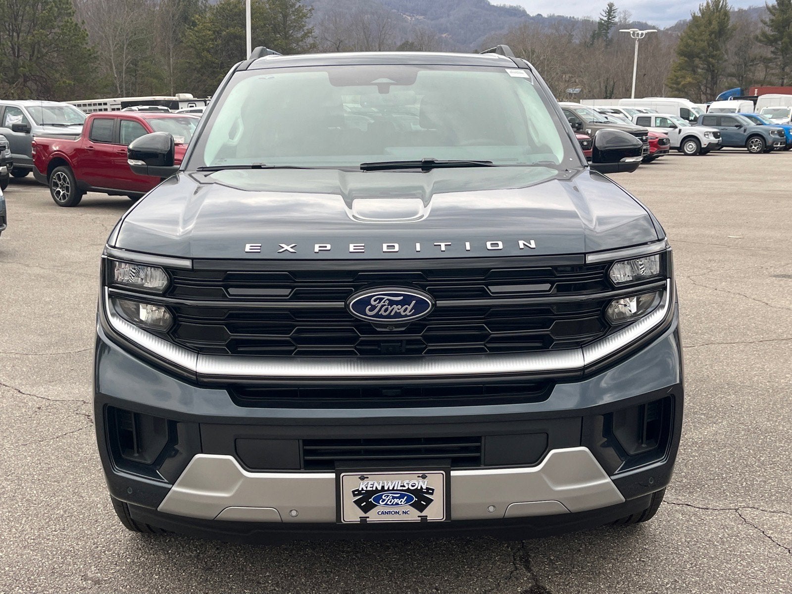 2025 Ford Expedition Max Platinum