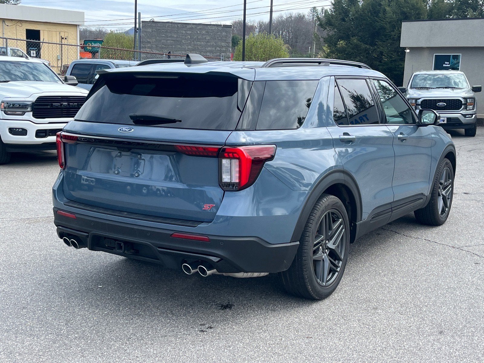 2025 Ford Explorer ST