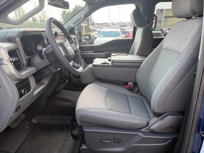 2027 Ford Super Duty F-250 SRW XLT