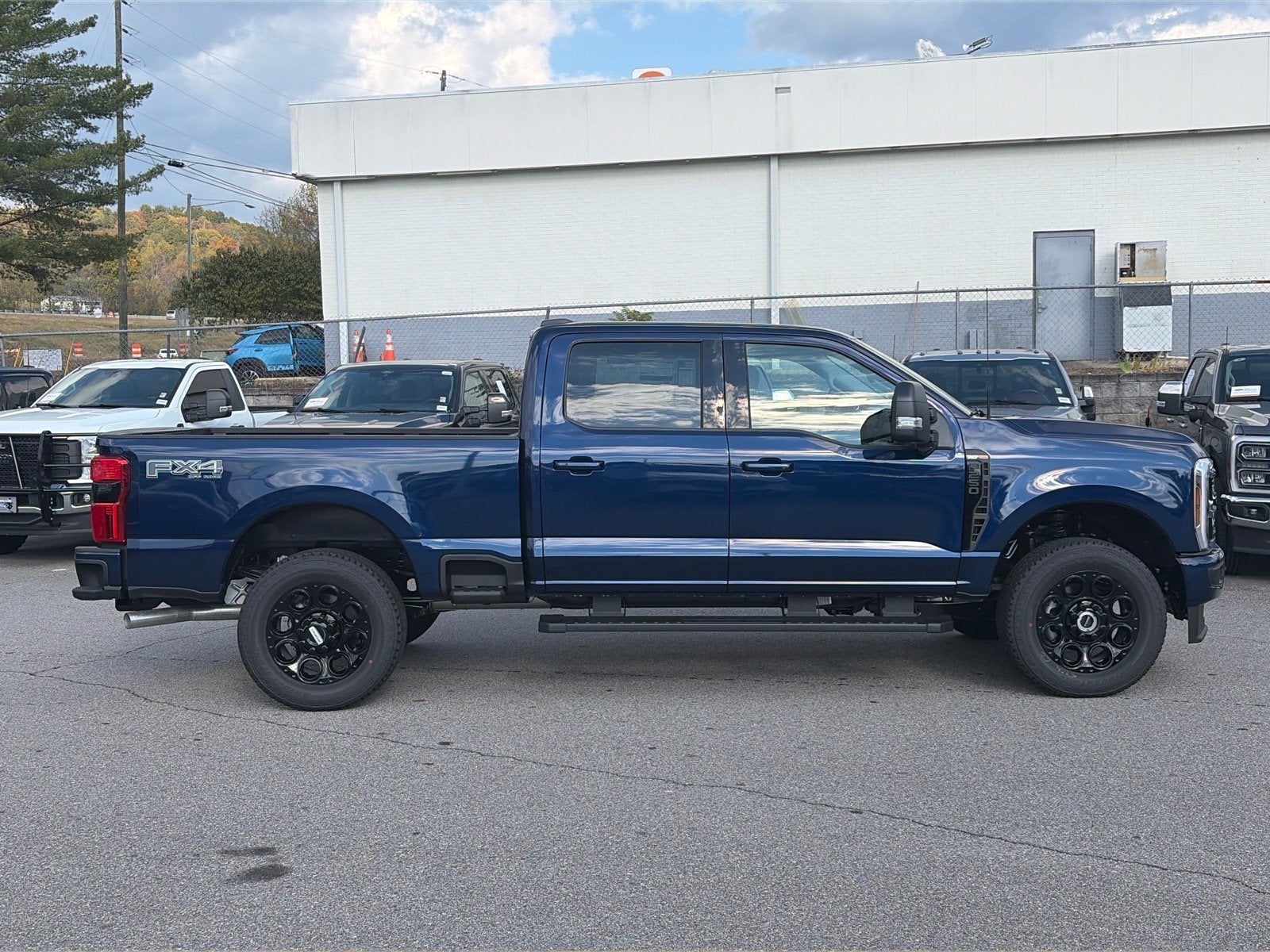 2027 Ford Super Duty F-250 SRW XLT