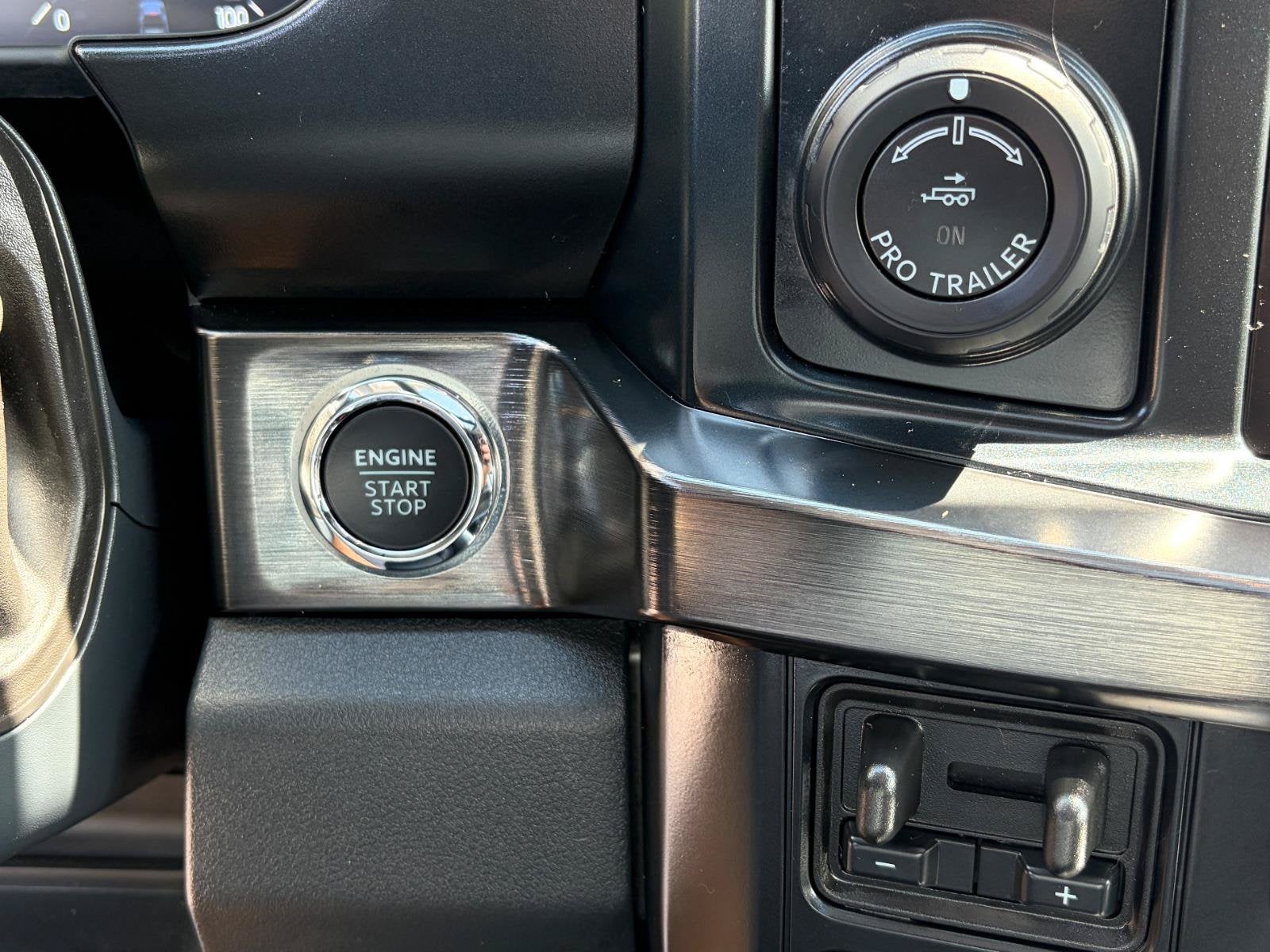 2024 Ford Super Duty F-250 SRW LARIAT