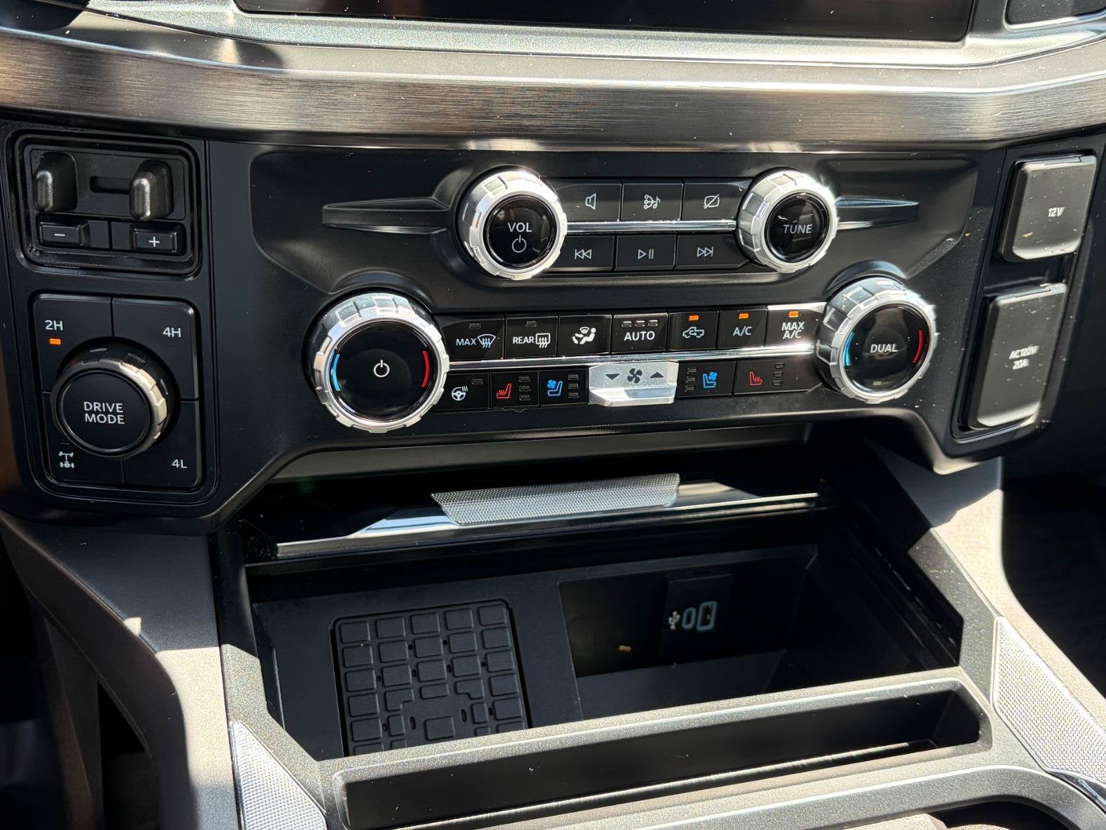 2024 Ford Super Duty F-250 SRW LARIAT