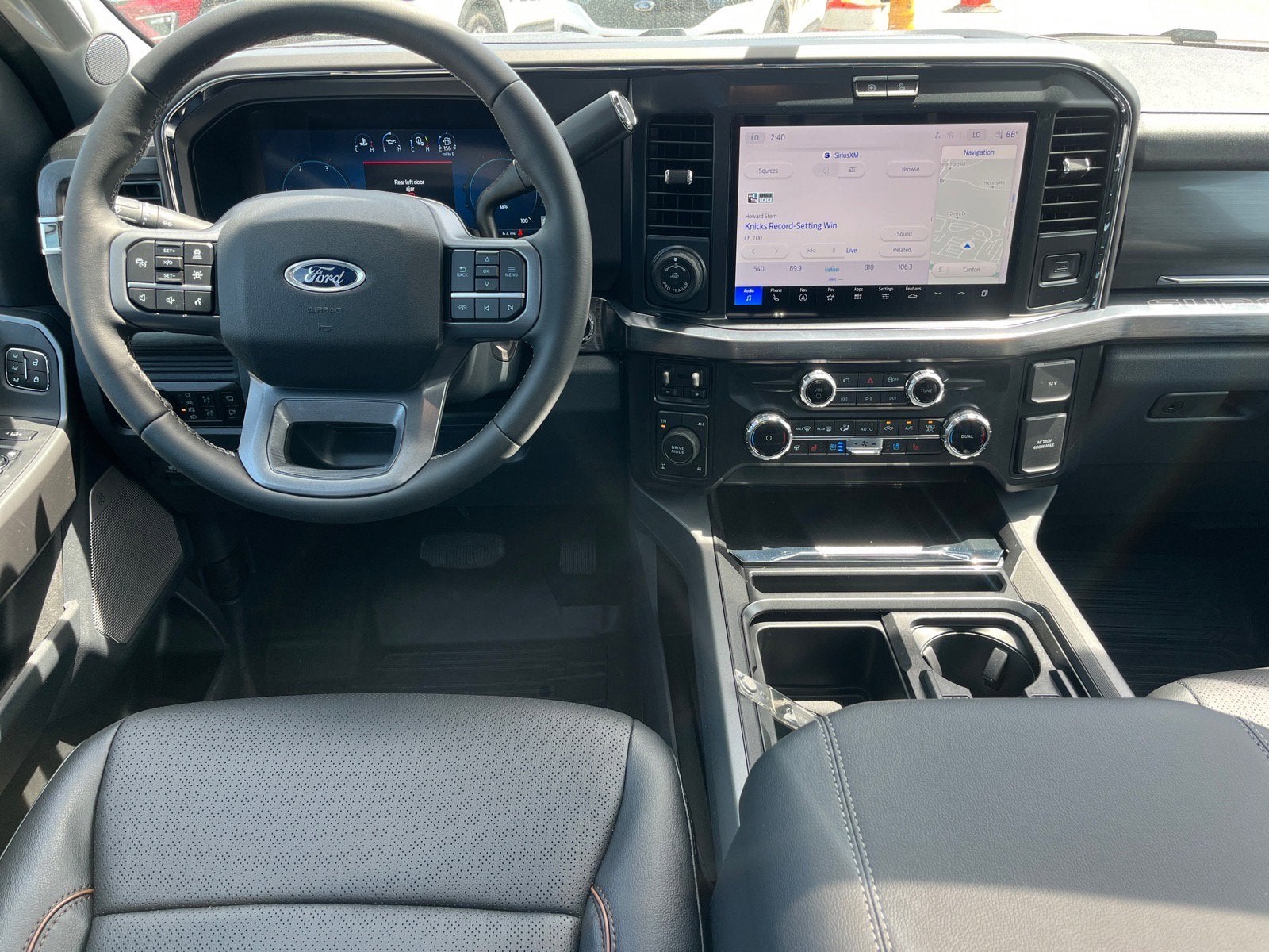 2026 Ford Super Duty F-350 SRW LARIAT