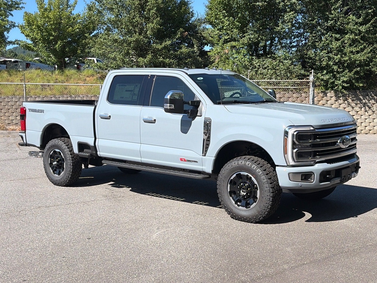 2026 Ford Super Duty F-350 SRW Platinum