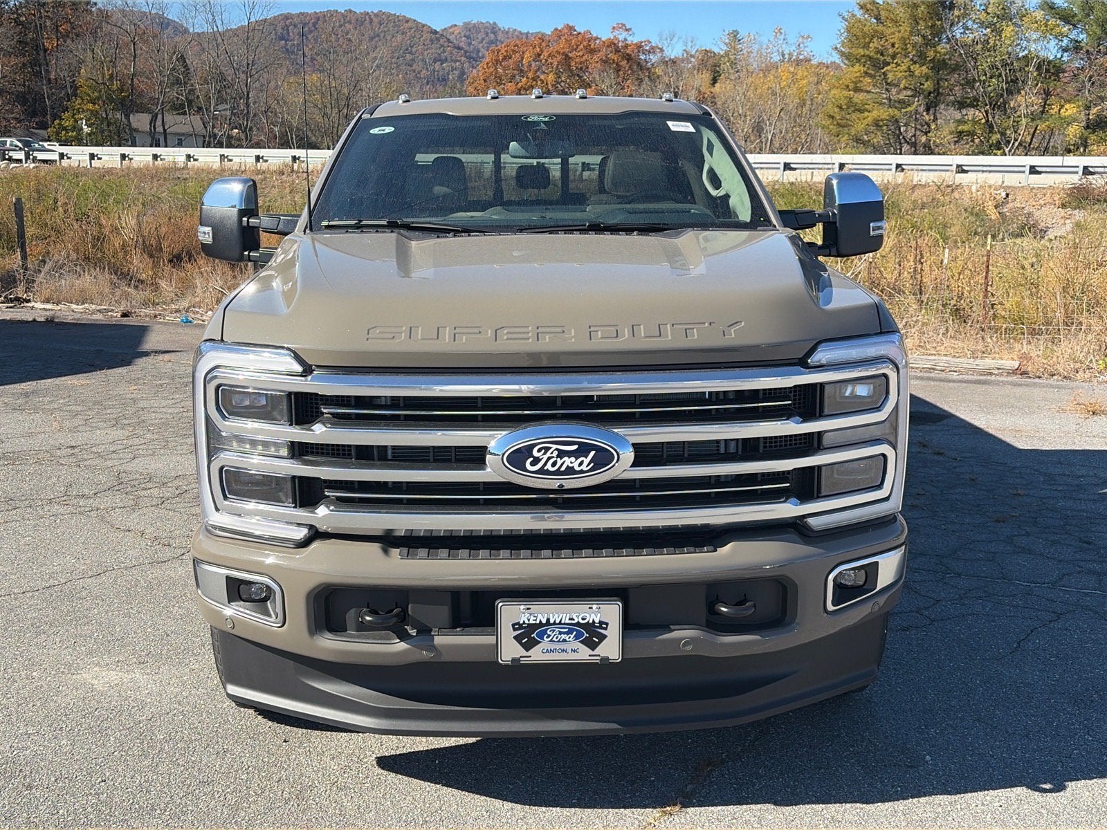 2027 Ford Super Duty F-350 SRW Platinum