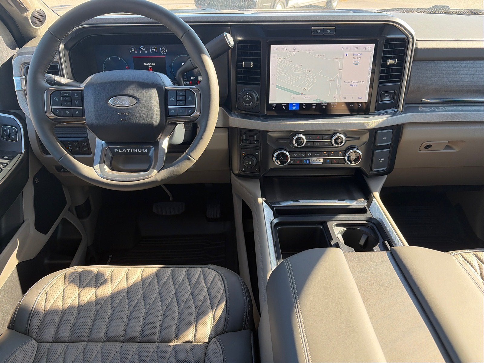 2027 Ford Super Duty F-350 SRW Platinum