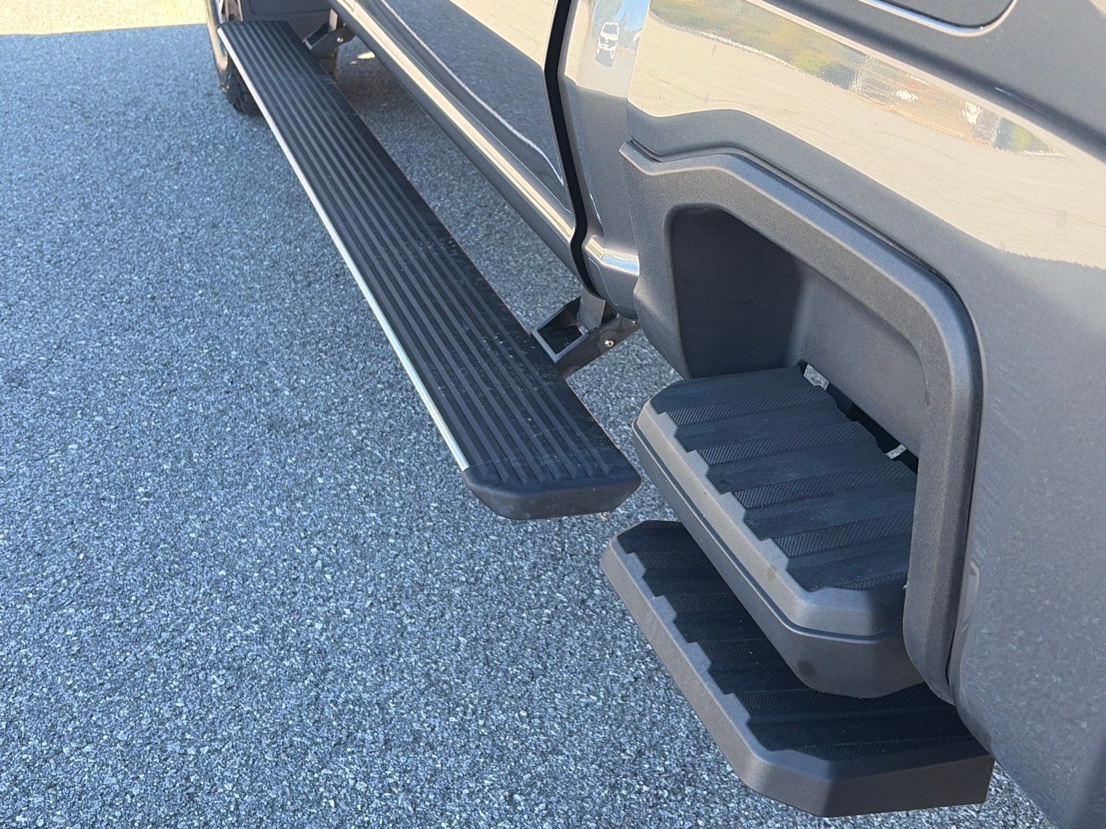 2025 Ford Super Duty F-350 SRW Platinum
