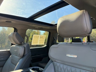 2025 Ford Super Duty F-350 SRW Platinum