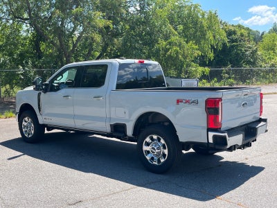 2026 Ford Super Duty F-350 SRW LARIAT