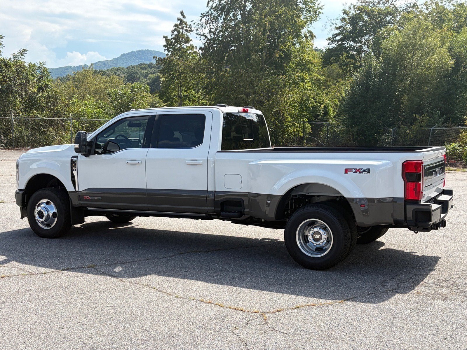 2026 Ford Super Duty F-350 DRW King Ranch DRW