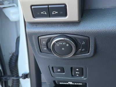 2022 Ford Super Duty F-350 DRW LARIAT